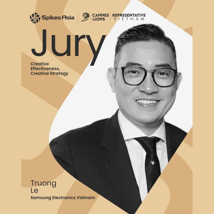 Awarding Jury Spikes Asia