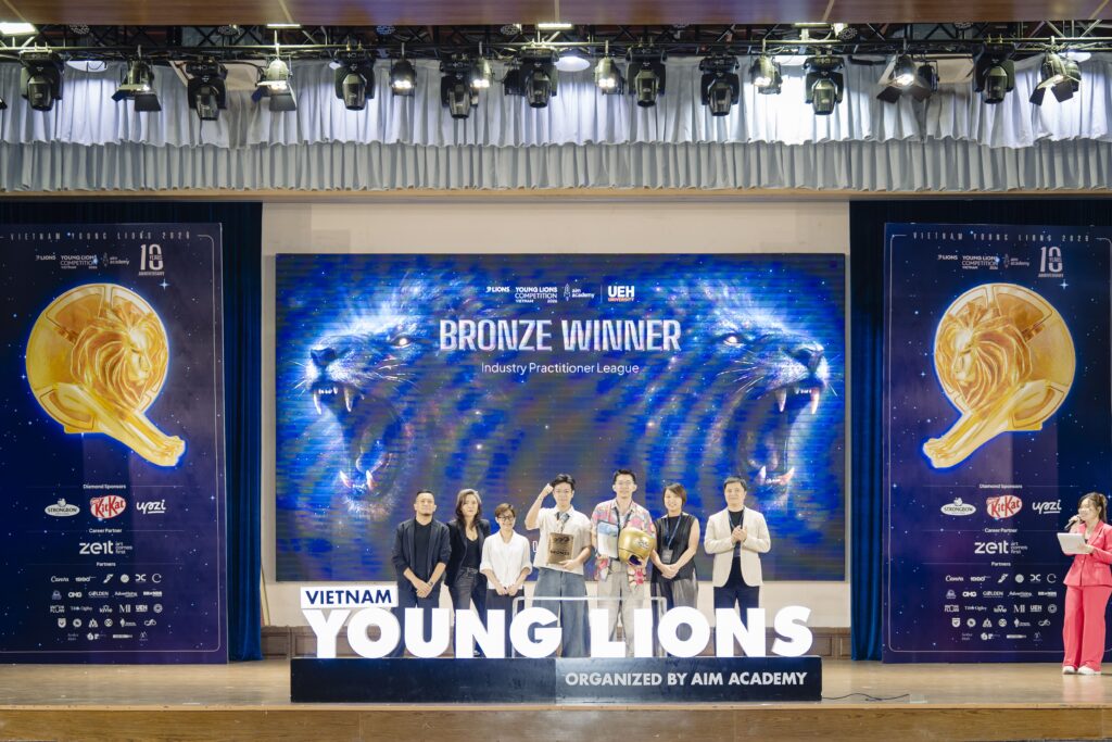 Digital Bronze IP Gay Go